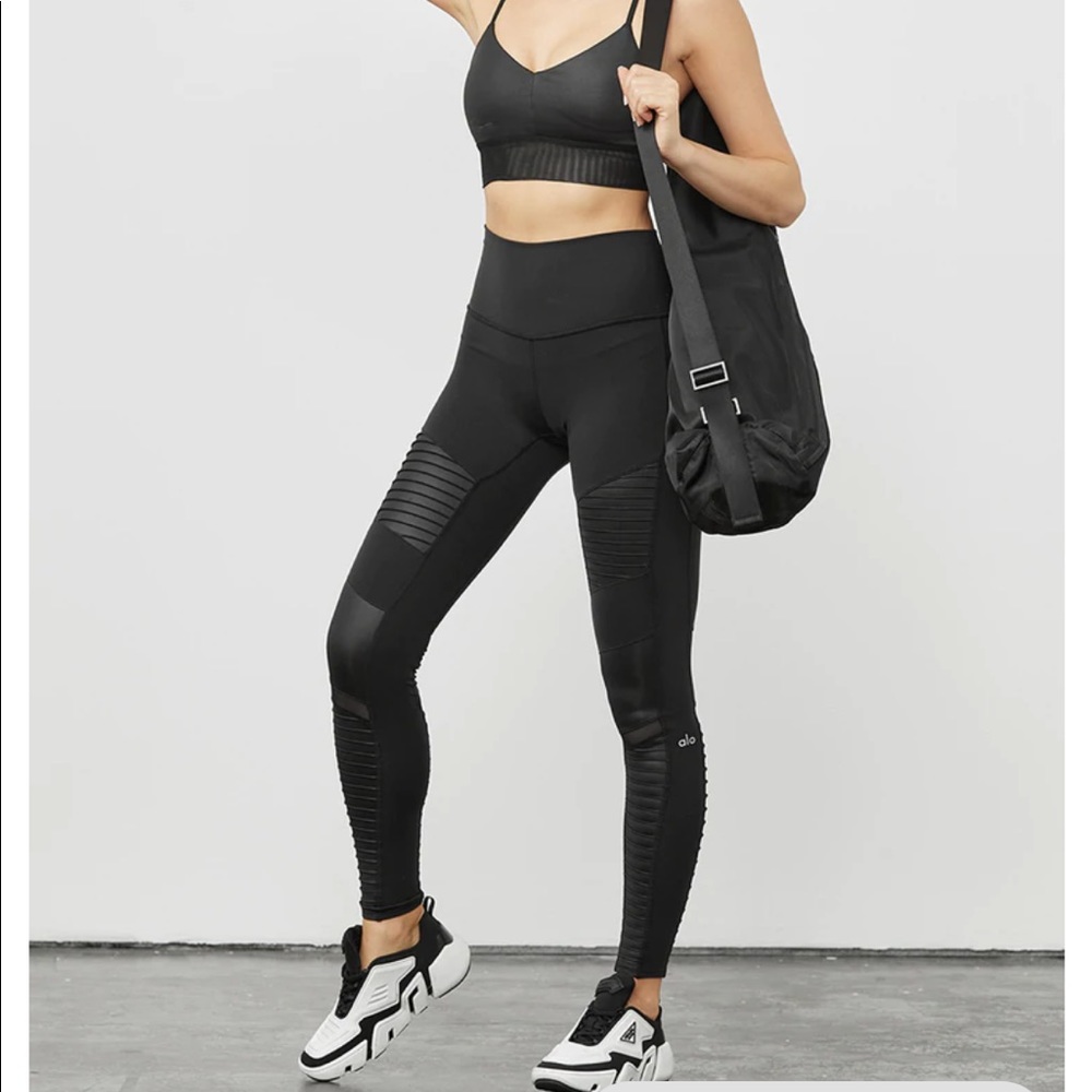NWOT Hight-waist moto legging